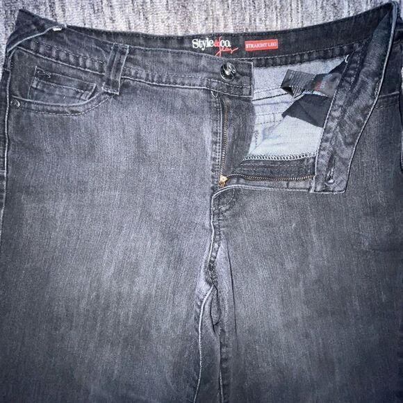 Style & Co‎ Women’s Size 12 Straight Leg Hip Hugger Jeans Black Faded Denim - Picture 2 of 9